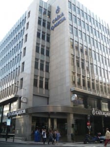El FROB vigilara bien la ayudas que le otorgó a Abanca para cubrir lo costes de las demandas de preferentes de Novagalicia FUENTE commons.wikimedia.org