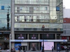 Abanca aun debe cerca de 123 millones de euros en preferentes a 33.000 afectados FUENTE commons.wikimedia.org