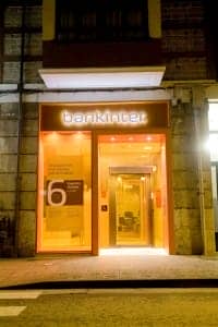 La mayoria de afectados por preferentes de Bankinter tampoco recibieron informacion antes de firmar los contratos FUENTE commons.wikimedia.org